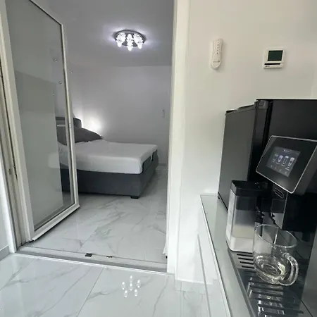 아파트 Galaxy - Futuristic 스플리트