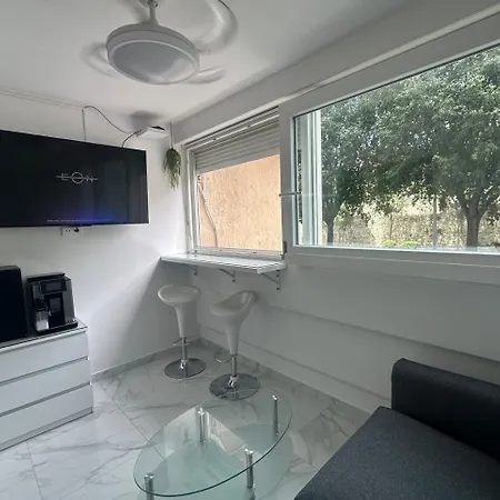 Galaxy - Futuristic Apartman