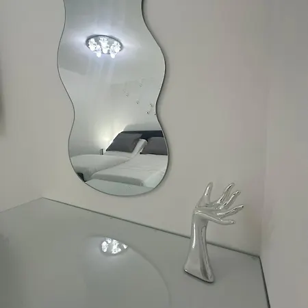 Galaxy - Futuristic Apartman
