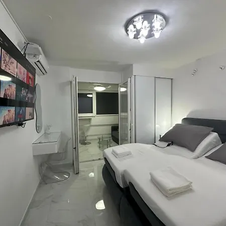 Galaxy - Futuristic Сплит